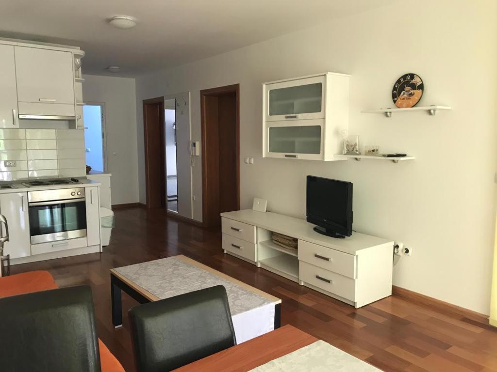 Apartment Biokovo Makarska Esterno foto